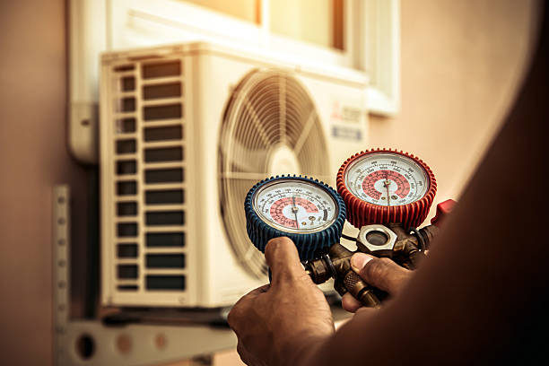 Professional Ac Installation technician working in Groton, CT